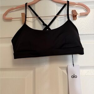 ALO Yoga Airlift Intrigue Black Sports Bra